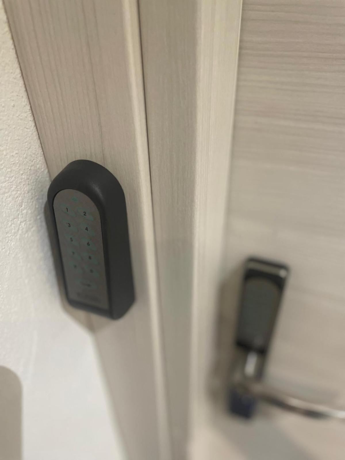 Drooms 4,0 Domotic Smart Self 24H,7 Vicino Treni Porta Susa E Centro Storico Torino Eksteriør billede